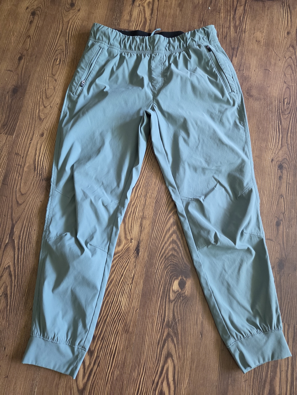 Eddie Bauer Women's Sage Green Jogger Pants Size 6